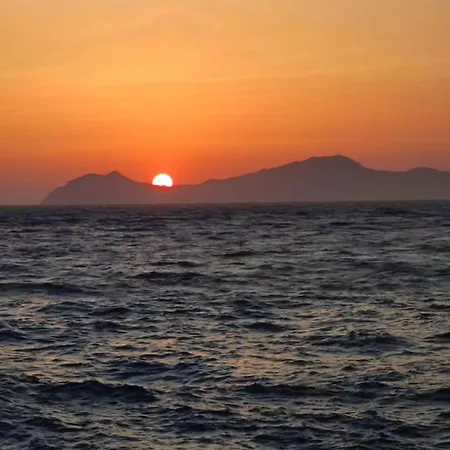 Semesterbostad Poseidon House