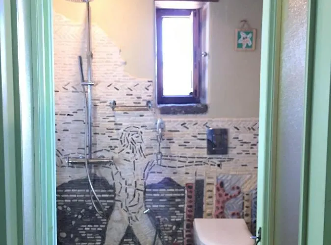 بيت للعطل Poseidon House Mandrákion